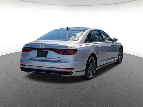 2025 Audi A8 L 55 TFSI quattro Tiptronic