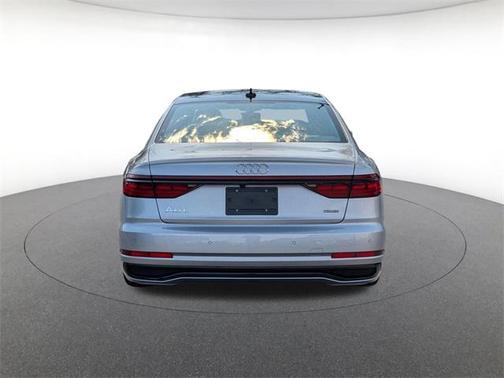 2025 Audi A8 L 55 TFSI quattro Tiptronic
