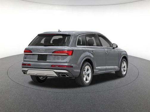 2026 Audi Q7 45 Premium