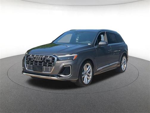 2025 Audi Q7 55 Premium Plus
