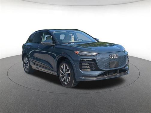 2025 Audi Q6 e-tron Premium Plus quattro