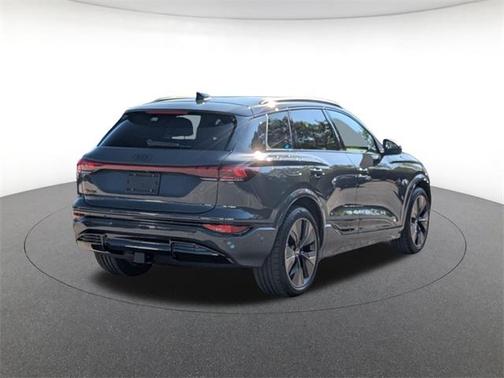 2025 Audi SQ6 e-tron Prestige quattro
