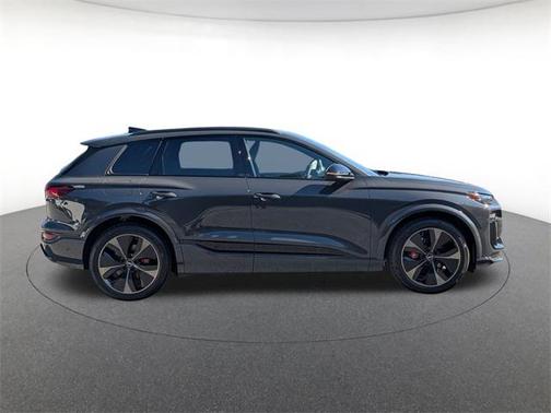 2025 Audi SQ6 e-tron Prestige quattro