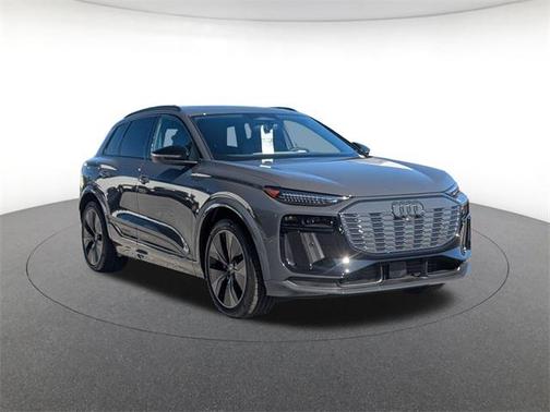2025 Audi SQ6 e-tron Prestige quattro