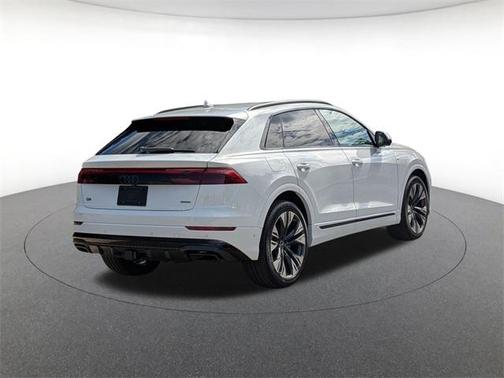 2026 Audi Q8 55 Premium Plus