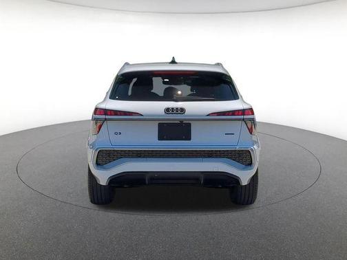 Glacier White Metallic 2026 Audi Q3 TFSI quattro S tronic