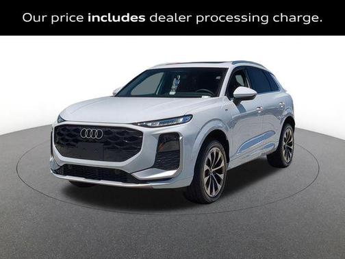 Glacier White Metallic 2026 Audi Q3 TFSI quattro S tronic
