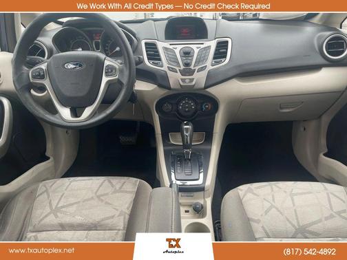 2012 Ford Fiesta SE