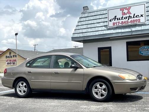 2004 Ford Taurus SES