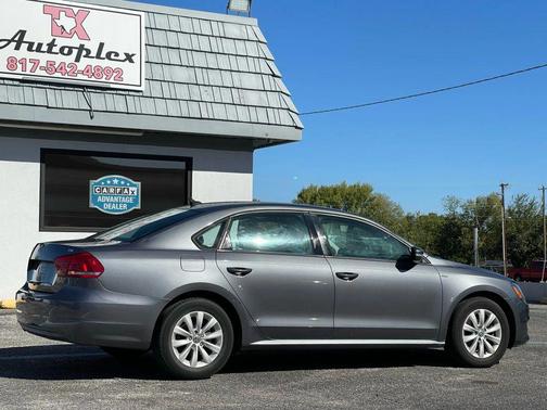 2014 Volkswagen Passat 1.8T S