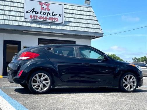 2017 Hyundai Veloster Base