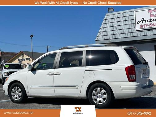 2007 Hyundai Entourage GLS