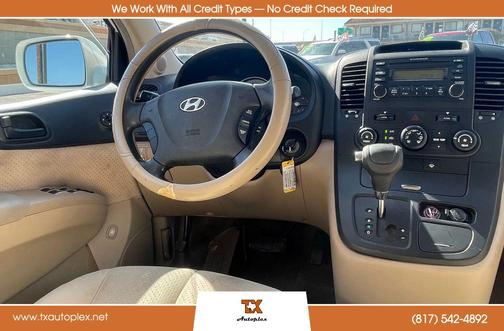 2007 Hyundai Entourage GLS