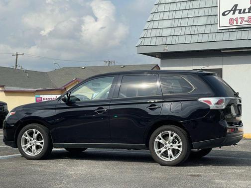2014 Mitsubishi Outlander SE