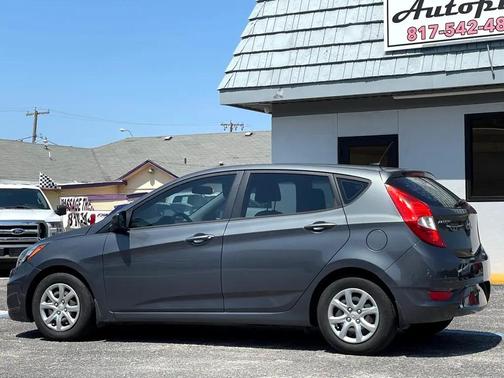 2013 Hyundai Accent GS