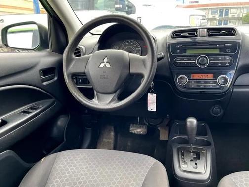 2014 Mitsubishi Mirage DE