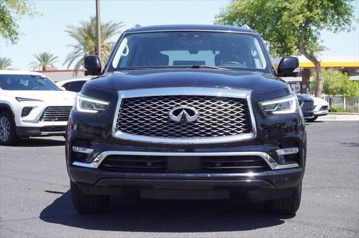 2022 INFINITI QX80 Luxe