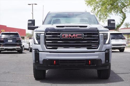 2025 GMC Sierra 2500 AT4
