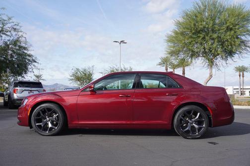 2023 Chrysler 300 S