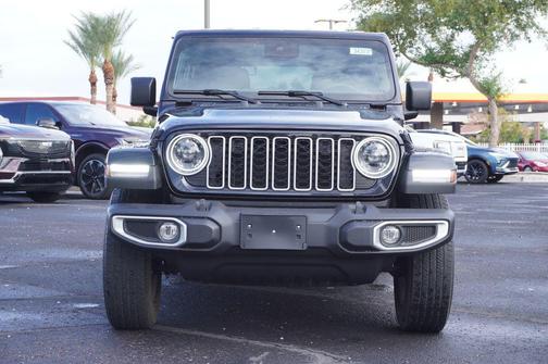 2024 Jeep Wrangler 4-Door Sahara 4x4