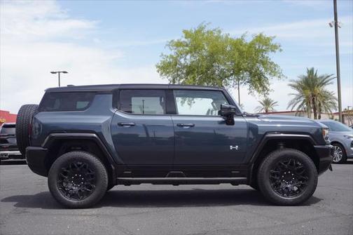 2025 GMC HUMMER EV SUV 2X