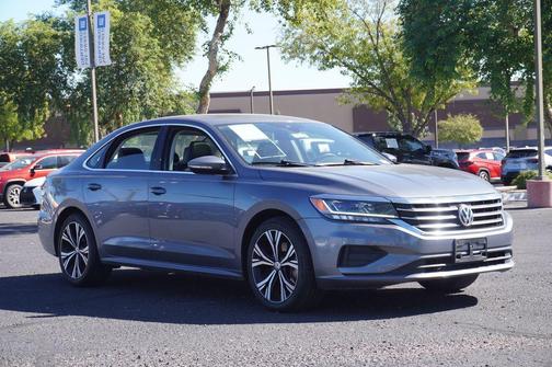 2022 Volkswagen Passat 2.0T SE