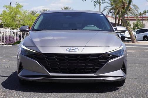 2023 Hyundai ELANTRA SE