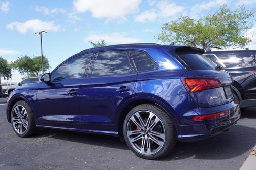 Navarra Blue Metallic 2020 Audi SQ5 3.0T Premium Plus