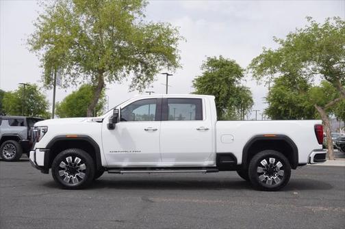 2024 GMC Sierra 2500 Denali