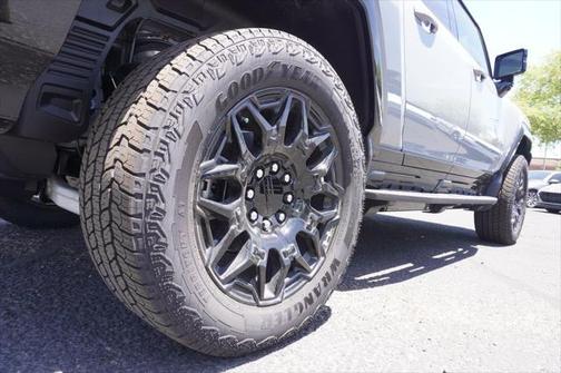 2025 GMC HUMMER EV Pickup 2X
