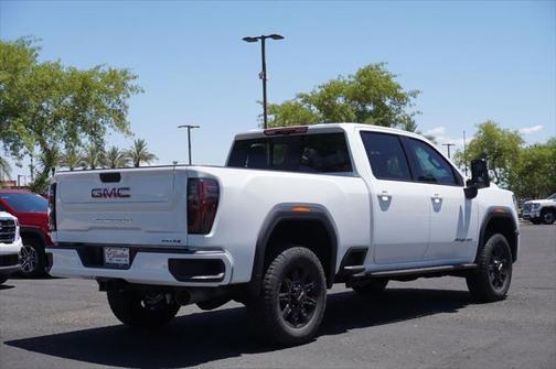 2025 GMC Sierra 2500 AT4