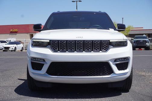 Bright White Clearcoat 2024 Jeep Grand Cherokee Summit