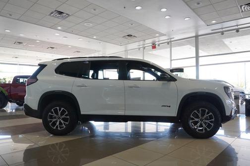 2026 GMC Acadia AT4 AWD
