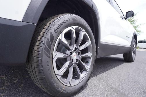 Summit White 2026 GMC Terrain FWD Elevation