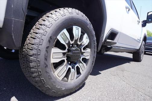 2025 GMC Sierra 2500 Denali