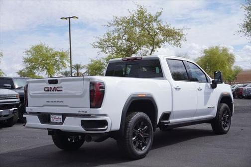 2025 GMC Sierra 2500 AT4