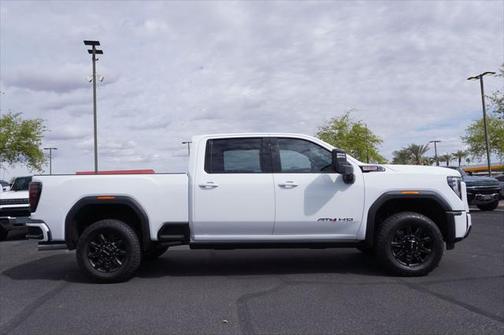 2025 GMC Sierra 2500 AT4