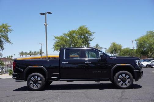2025 GMC Sierra 2500 Denali
