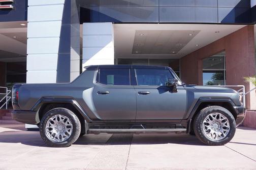 Void Black 2025 GMC HUMMER EV Pickup 3X