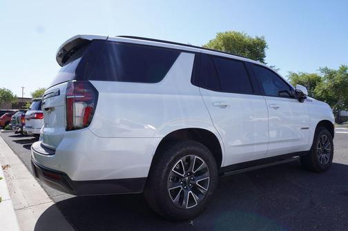 Iridescent Pearl Tricoat 2023 Chevrolet Tahoe 4WD Z71