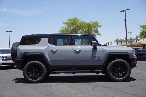 2025 GMC HUMMER EV SUV 2X