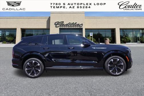 2025 Cadillac Escalade IQ Sport 2