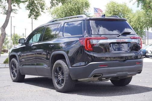 Ebony Twilight Metallic 2023 GMC Acadia AWD AT4