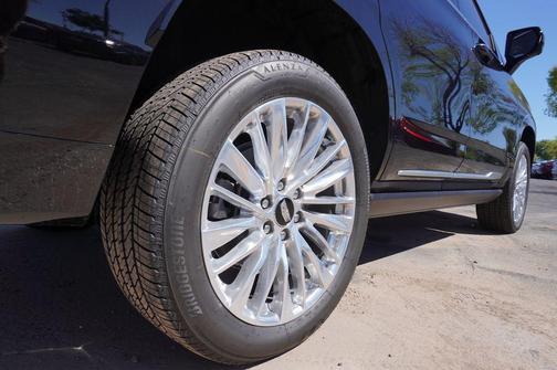 2025 Cadillac Escalade Premium Luxury