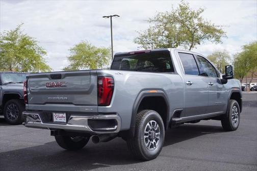 2025 GMC Sierra 2500 SLT