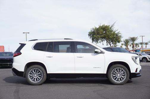 2025 GMC Acadia Denali