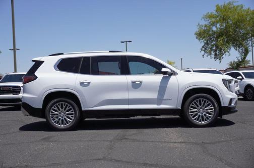 2025 GMC Acadia Denali