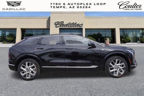 2025 Cadillac OPTIQ Luxury 2 AWD