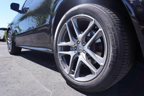 Obsidian Black Metallic 2024 Mercedes-Benz AMG GLE 53 4MATIC+ Coupe