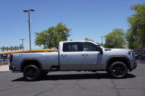 2025 GMC Sierra 2500 AT4